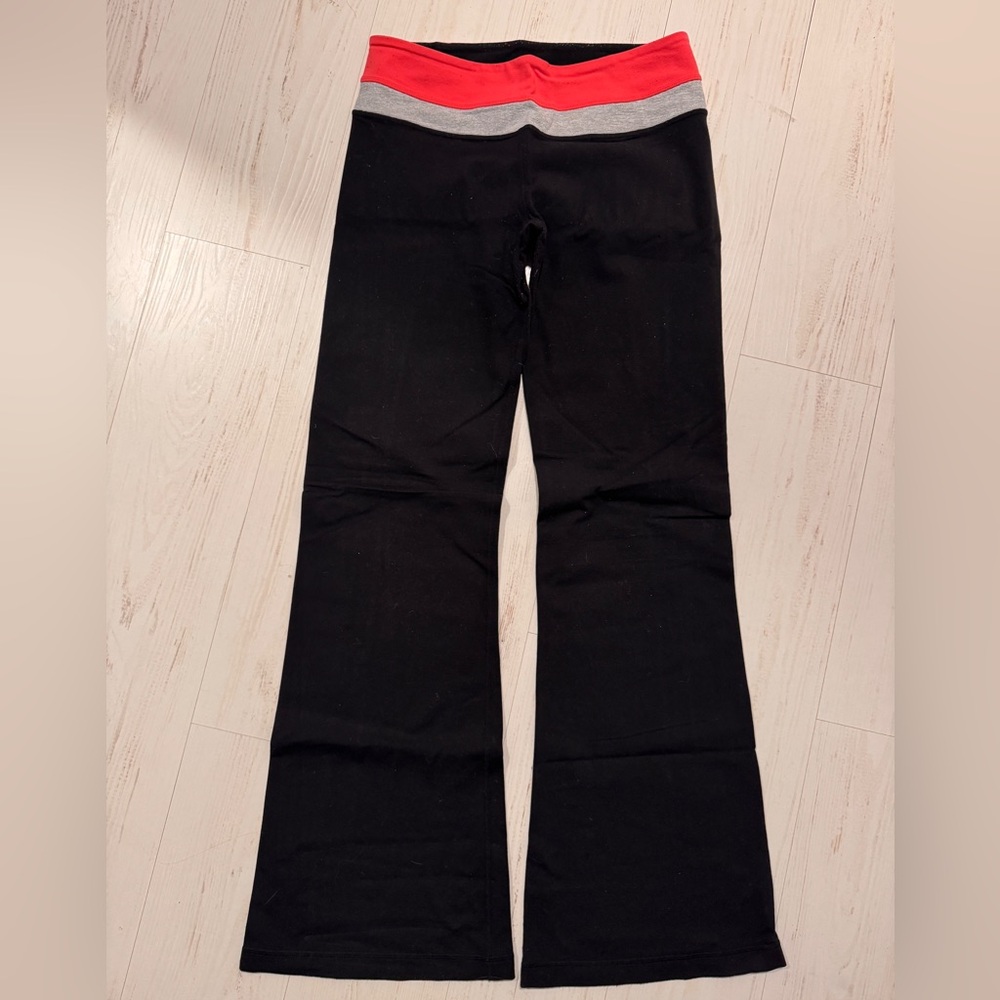 Women’s lululemon pants size 8